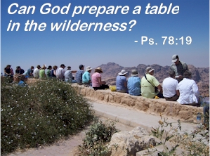 petra_lunch2.jpg (76791 bytes)